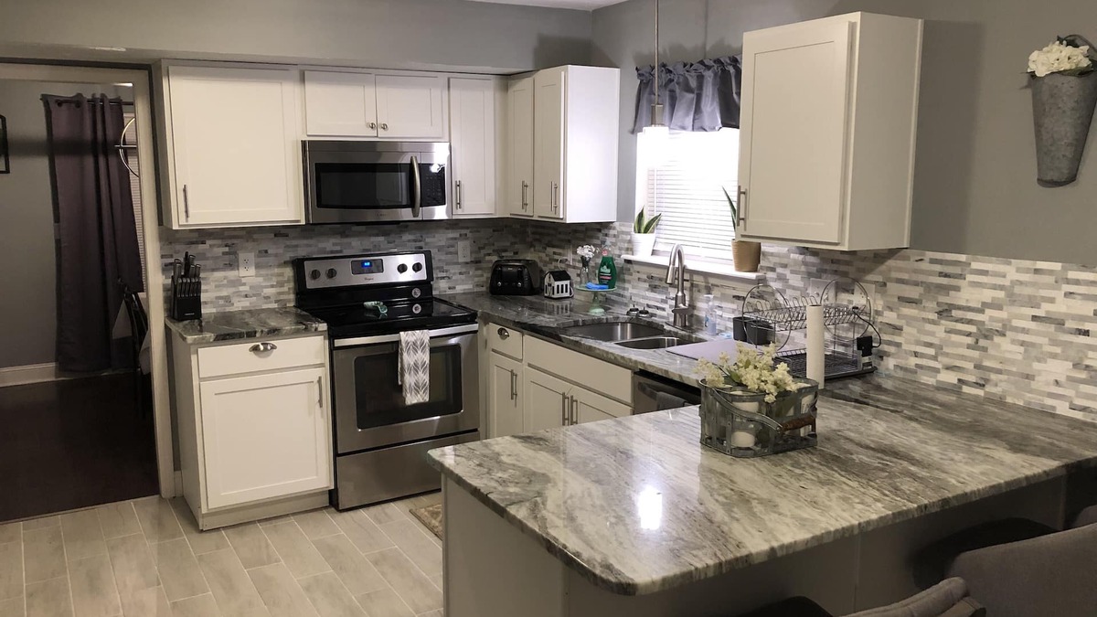 Georgetown House | Spacious house minutes from the Horse Park