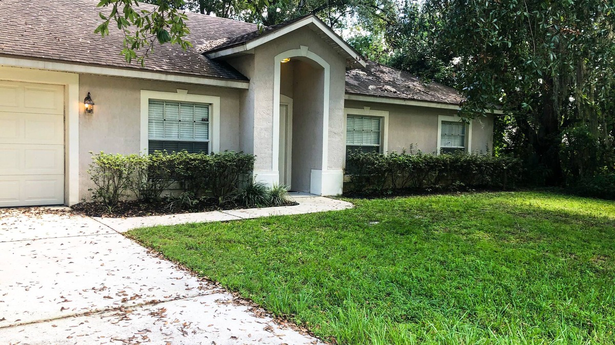 DeLand House | Spacious House near Downtown Deland