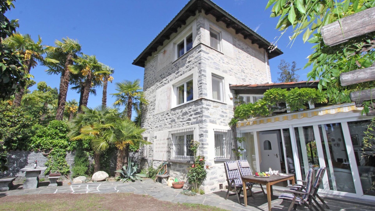 Ascona House | Spacious house, nestled in a garden area with Mediterranean plants