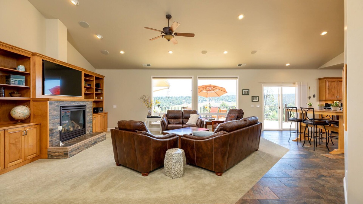 Klamath Falls House | Spacious house with stunning views @ Running Y