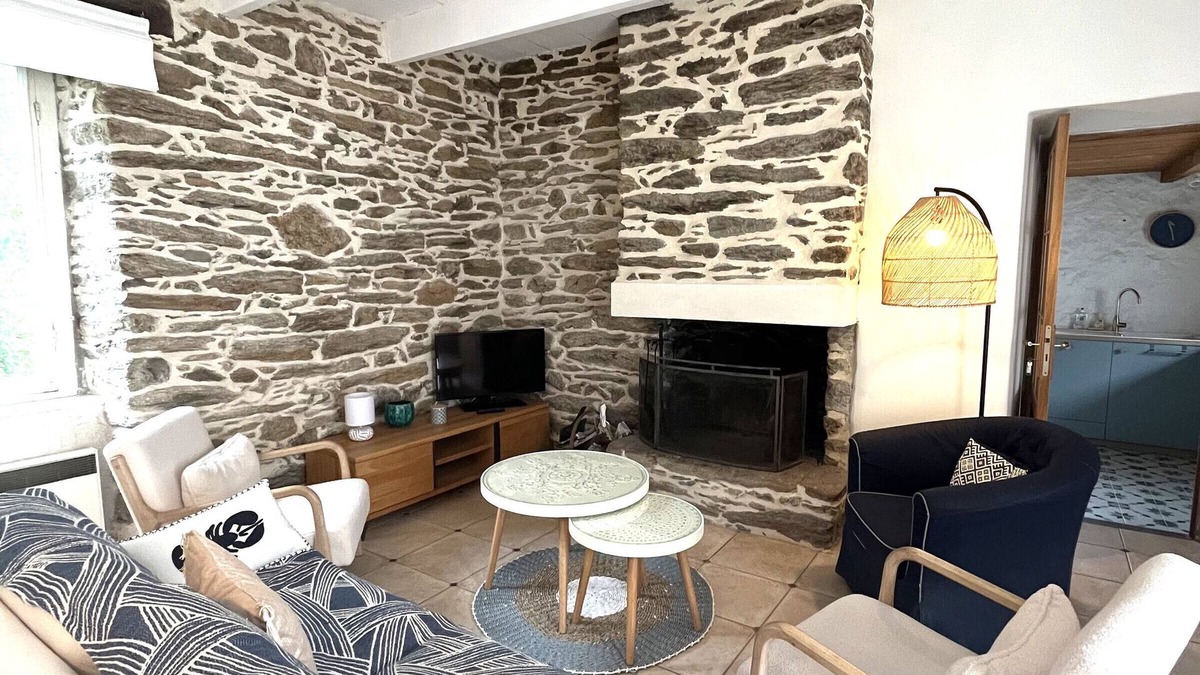 Groix House | Spacious house with garden in the heart of Lomener