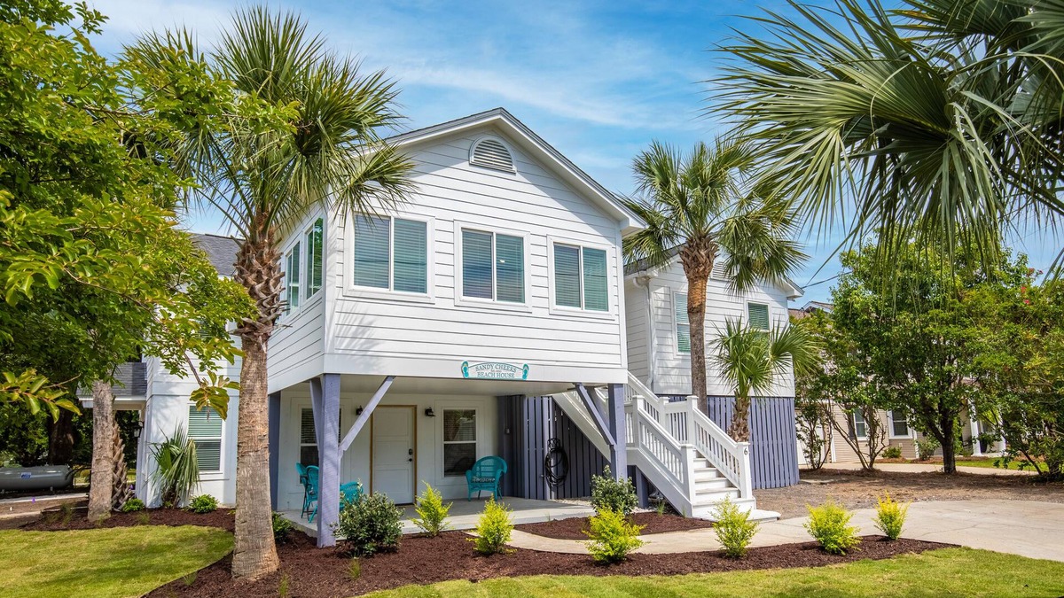 Isle of Palms House | Spacious Isle of Palms Beach Home with Hot Tub, Game Room, & Modern Amenities