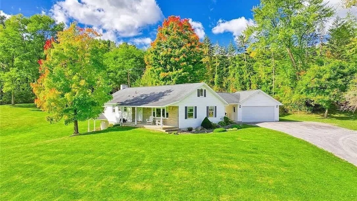 Penn Yan House | Spacious Keuka Lake Gem, BBQ, Firepit, Gameroom
