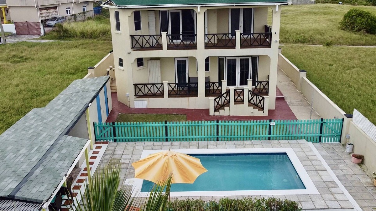 Bayfield Villa | Spacious Lailamar Villa with Pool & Bar, Ocean View - Ground Floor