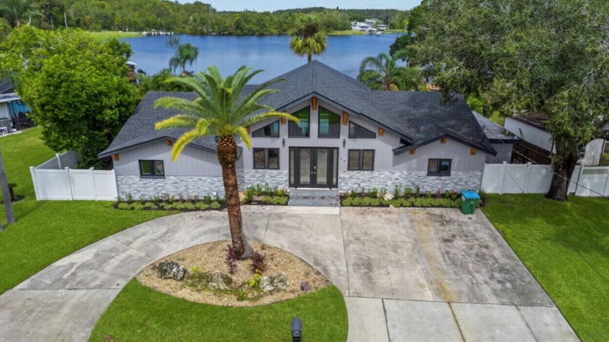 Palm Harbor House | Spacious Lake Tarpon Getaway