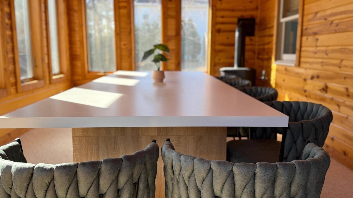 Lake Wissota House | Spacious Lakefront Home with Nostalgic Charm, Wifi, AC and a Boat Dock