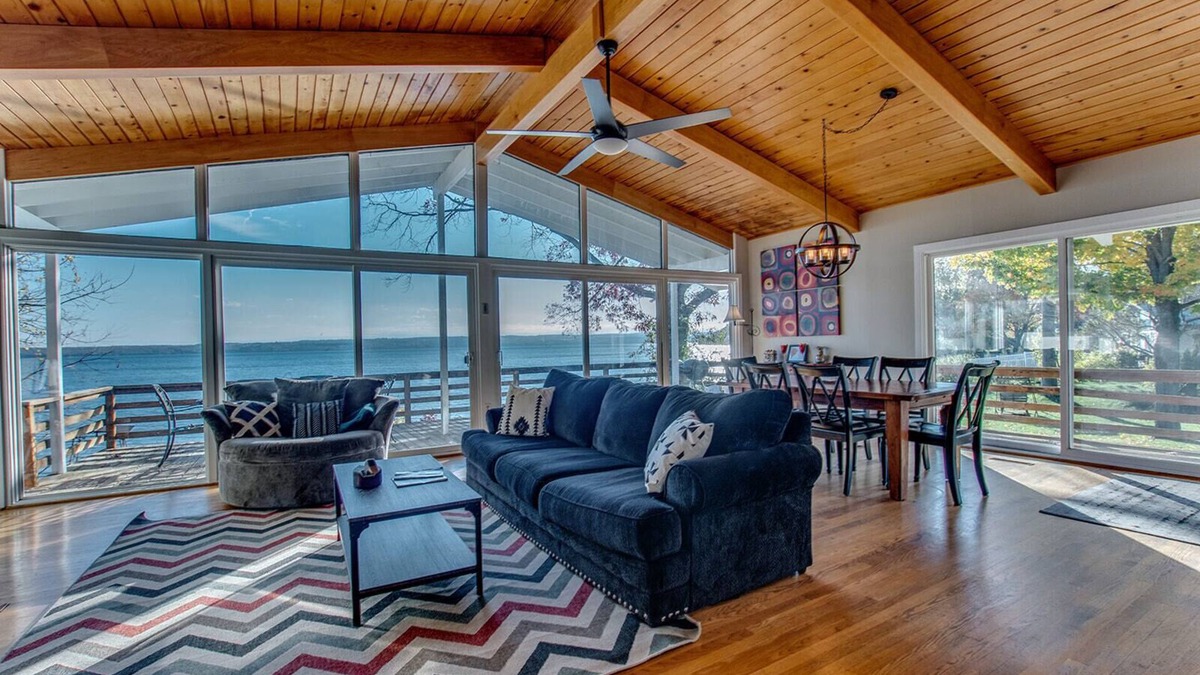 Town of Torrey House | Spacious Lakefront Escape w/Beach, Stocked Kitchen, Near Wineries & Views!