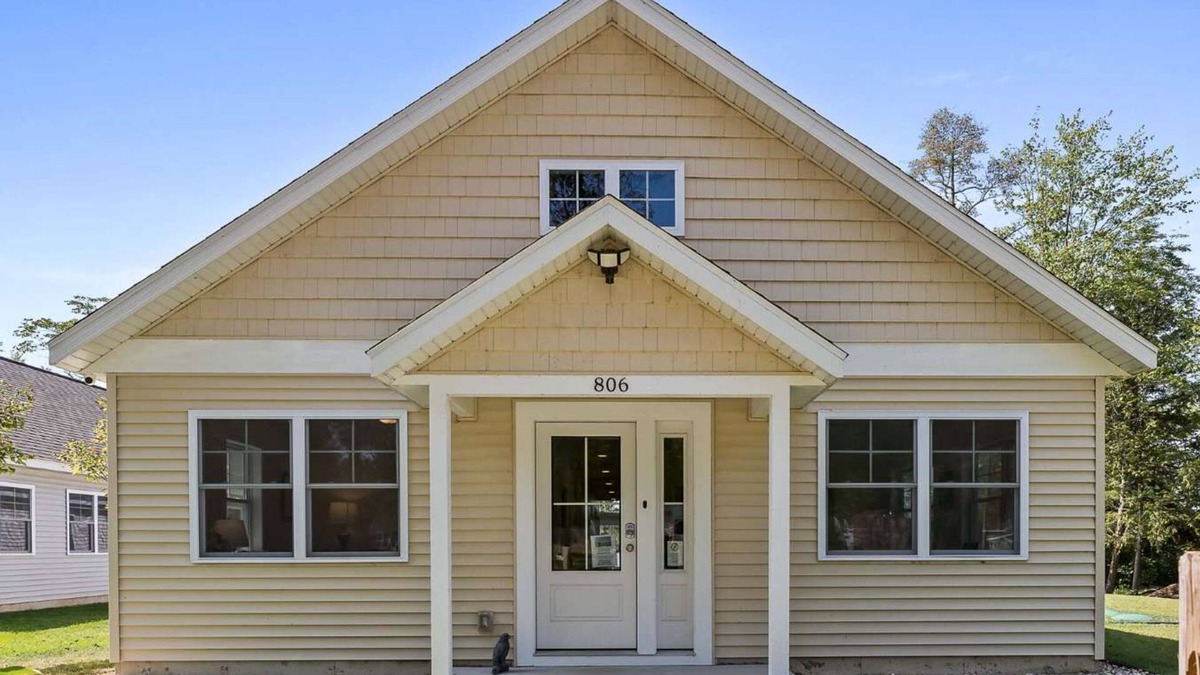 Kendall House | Spacious Lakefront Home Near South Haven