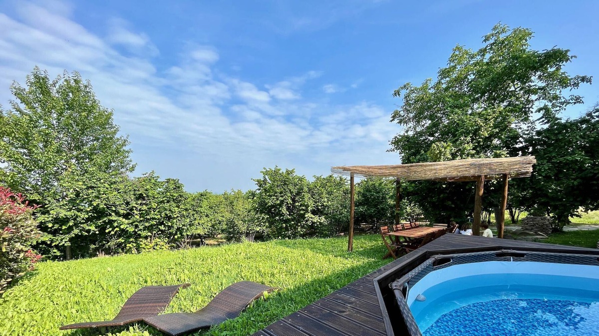 Somano Villa | Spacious Langhe Vacation Family House With Large Garden