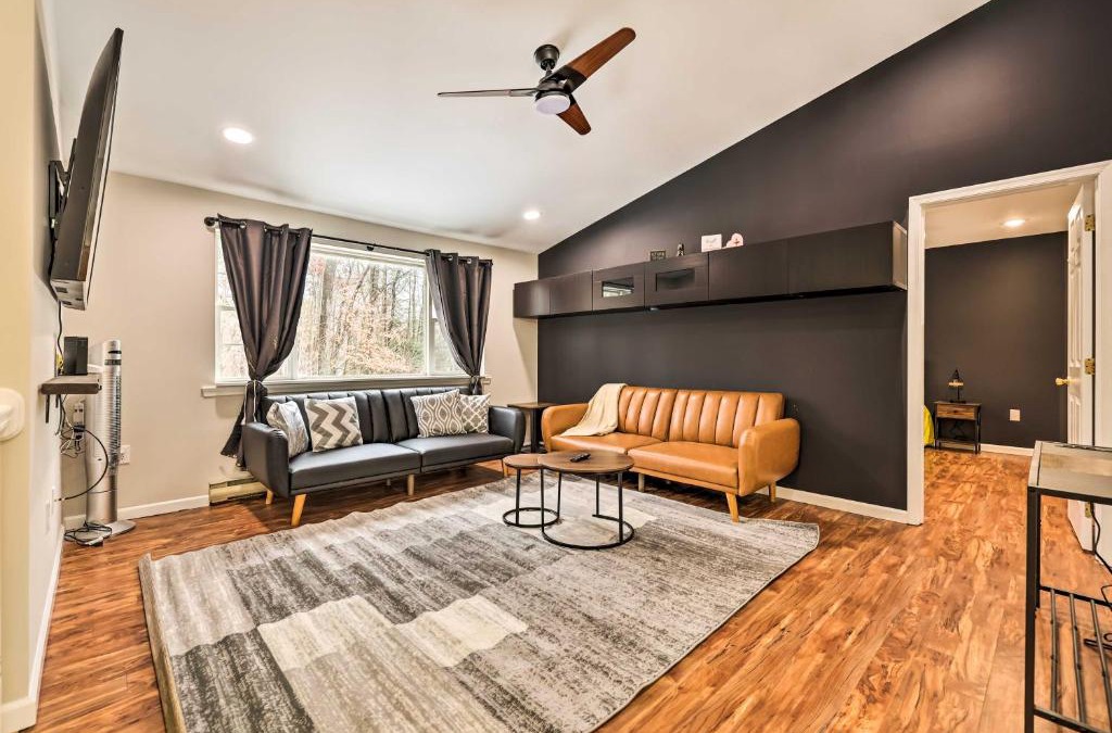 Tunkhannock Township House | Spacious Long Pond Home Game Room and Hot Tub!