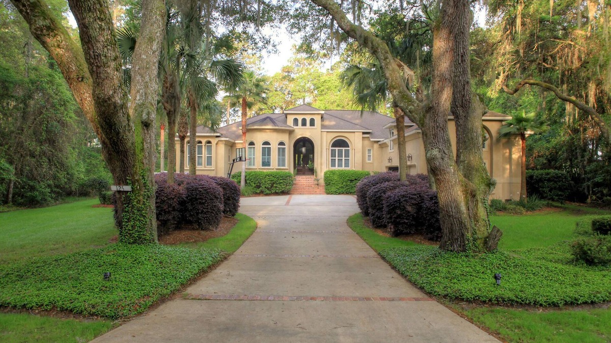 St. Simons Island House | SPACIOUS LUXURY HOME