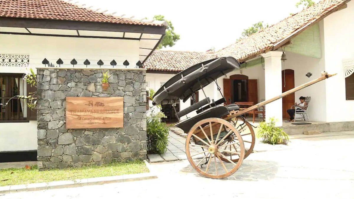 Medaketiya Villa | Spacious Luxury Villa with 5 bedrooms in the Coastal City of Tangalle