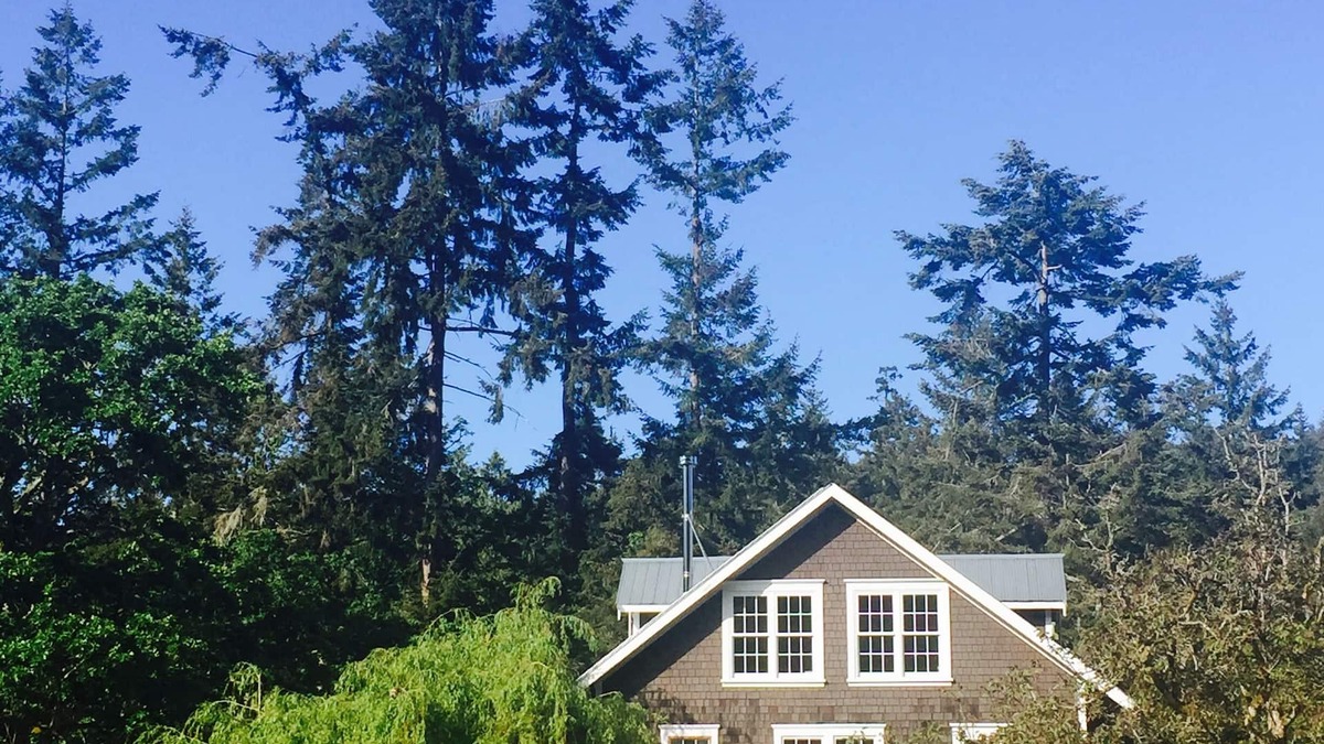 Salt Spring Island Other | Spacious Modern-Rustic Farmhouse