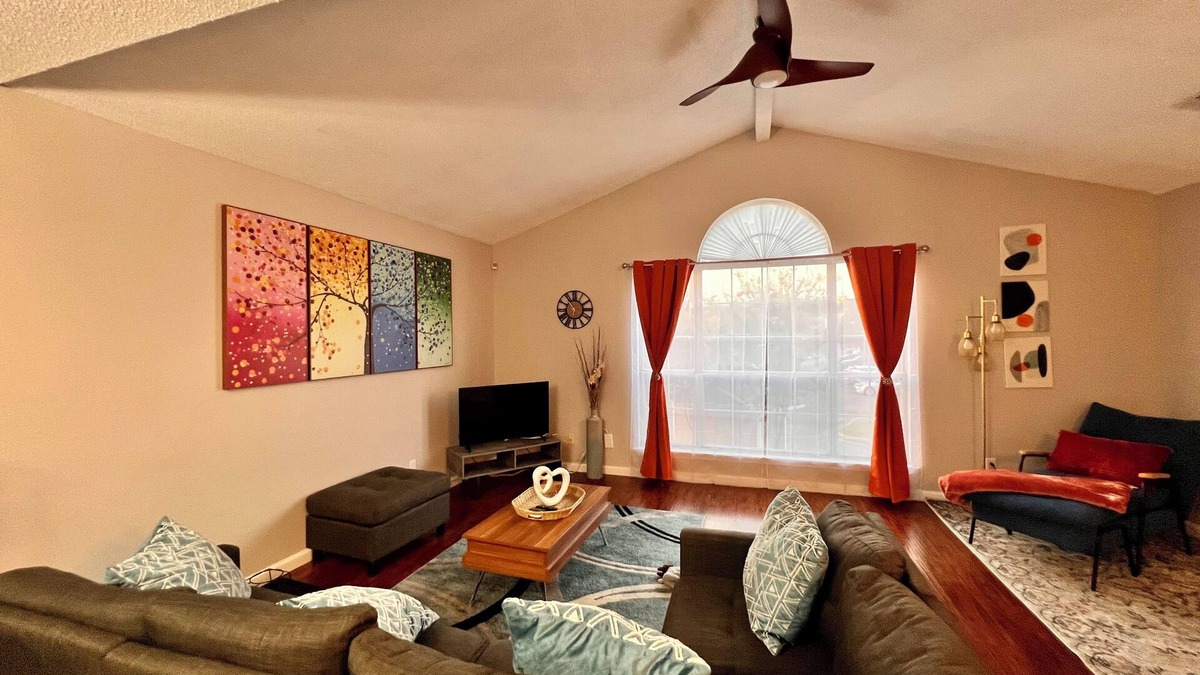 Madison Condo | Spacious & Modern 2bd/2ba Corporate Condo w/Dedicated Workspace