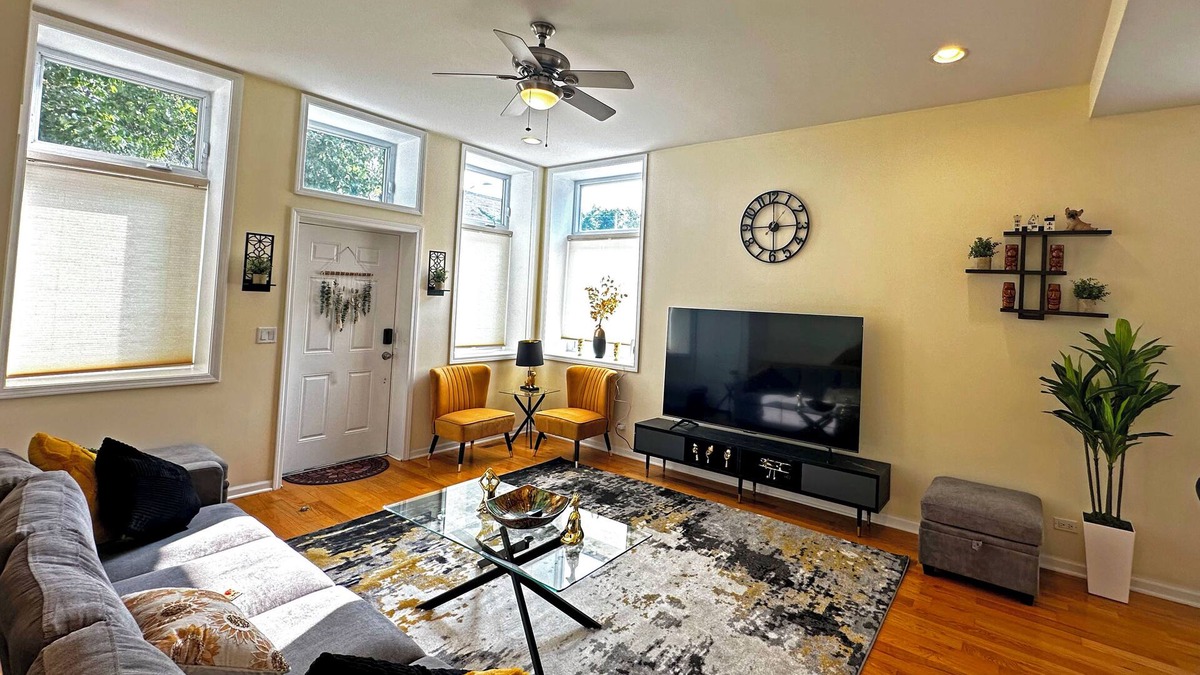 Noble Square Condo | Spacious & Modern 3BD/2BA Home- Garage Parking!