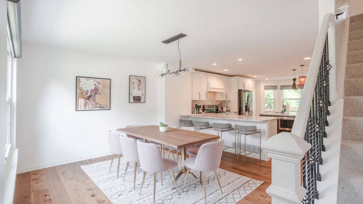 Mason House | Spacious, Modern 5B in Mason by I-71, Kings Island
