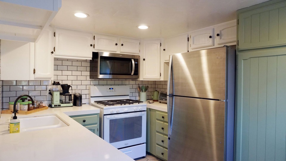 Los Feliz Apartment | Spacious, Modern Comfort at Griffith Park