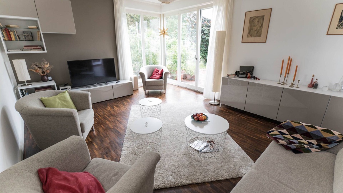 Schlutup House | Spacious, modern dream house in a quiet location