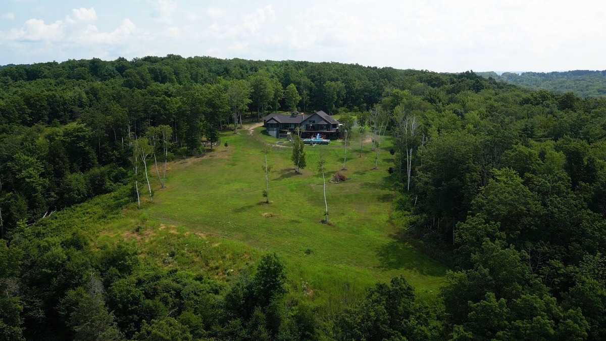 Corning House | Spacious modern mountain style home with beautiful western views in Corning, NY
