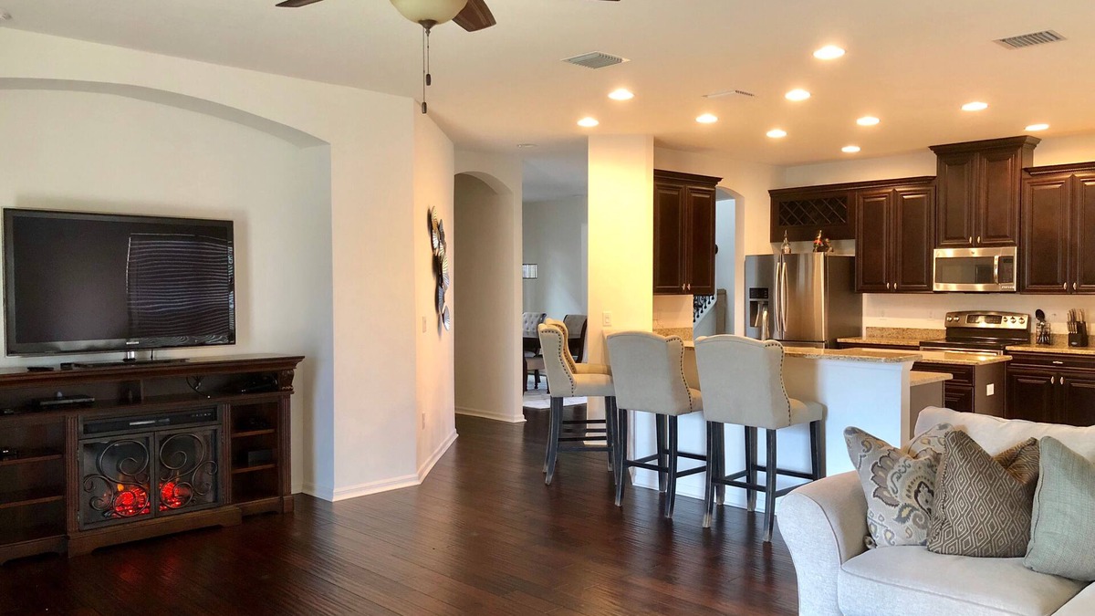 Riverview House | Spacious Modern Retreat for Family Fun Near Tampa!