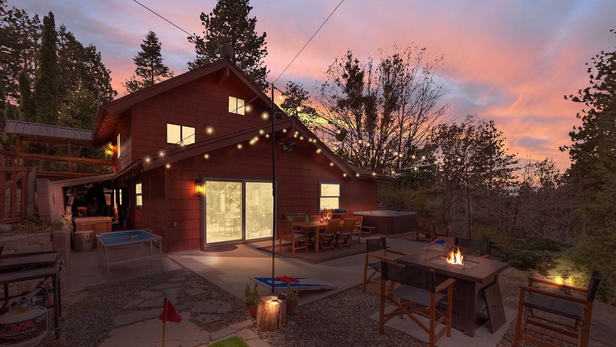 Running Springs Cabin | Spacious, Modern Mountain Cabin with Hot Tub