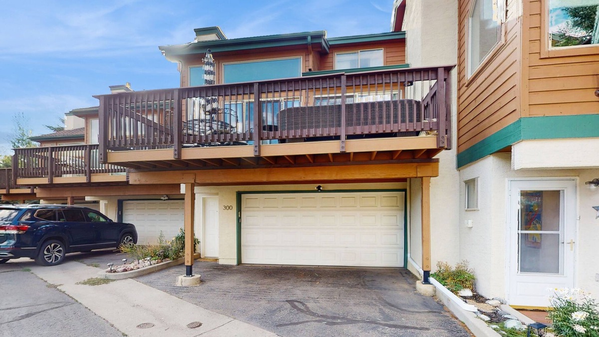 Edwards Condo | Spacious mountain retreat minutes from Beavercreek w/shared pool/hot tub & patio