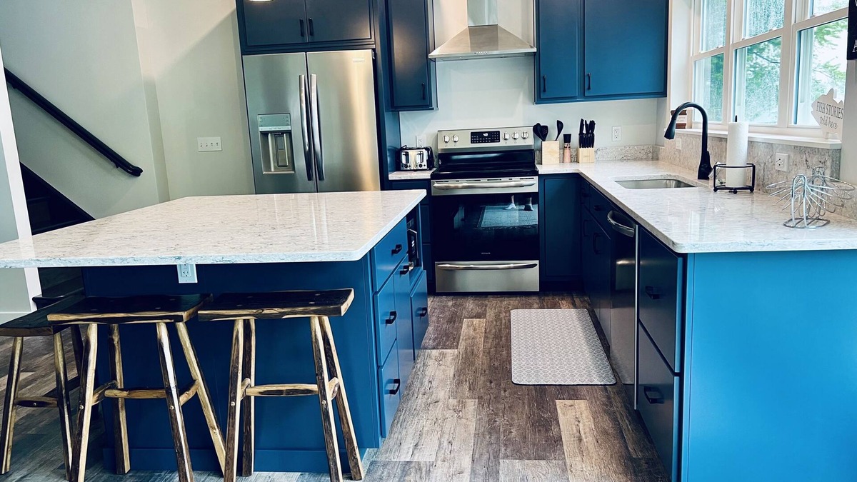 Town of Milo House | Spacious new house on the east side of Keuka Lake perfect for your next getaway.