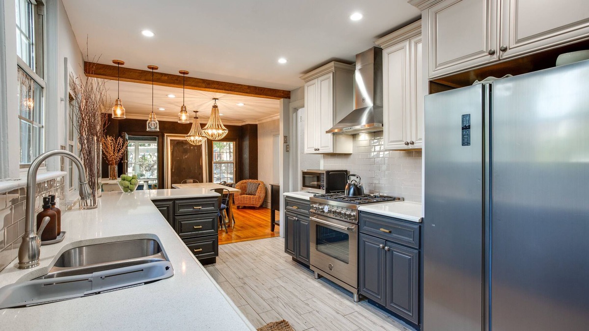 Weequahic House | Spacious New Jersey Home: Pool & Fire Pit!