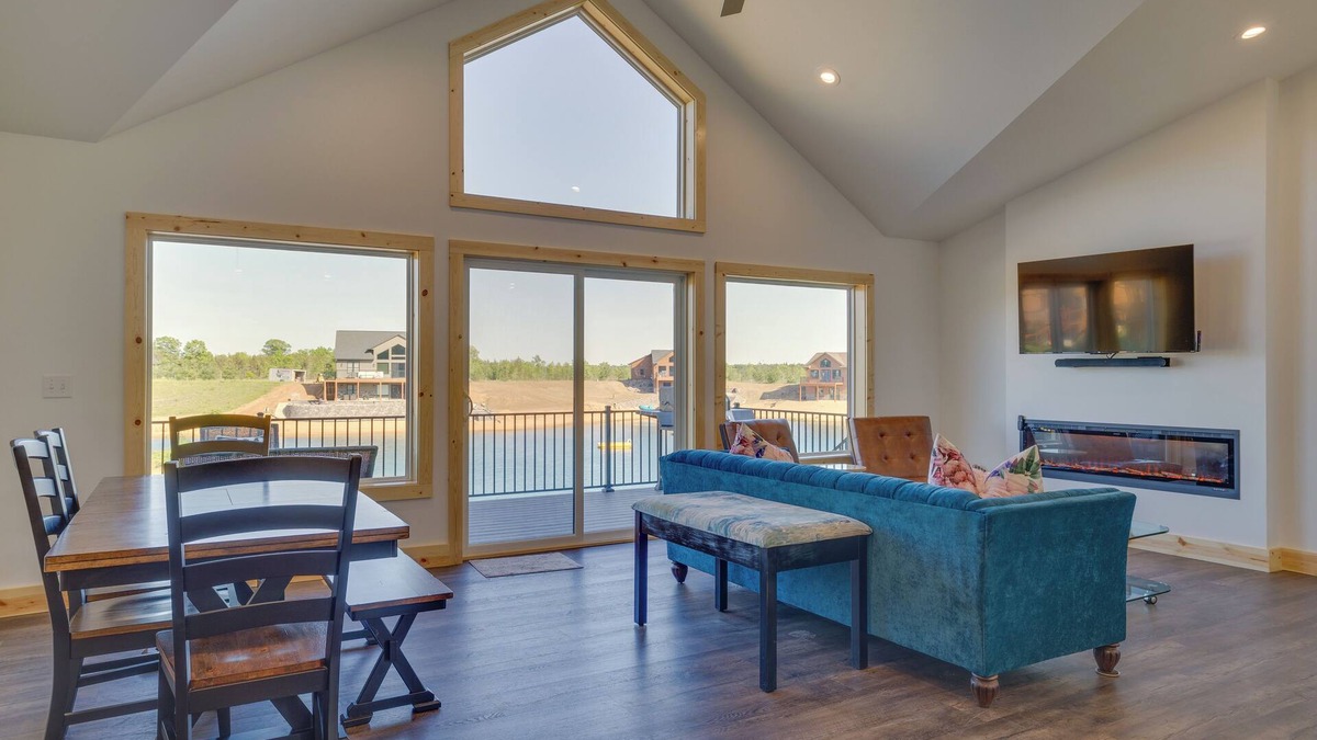 New Lisbon House | Spacious New Lisbon Home w/Lake Access!
