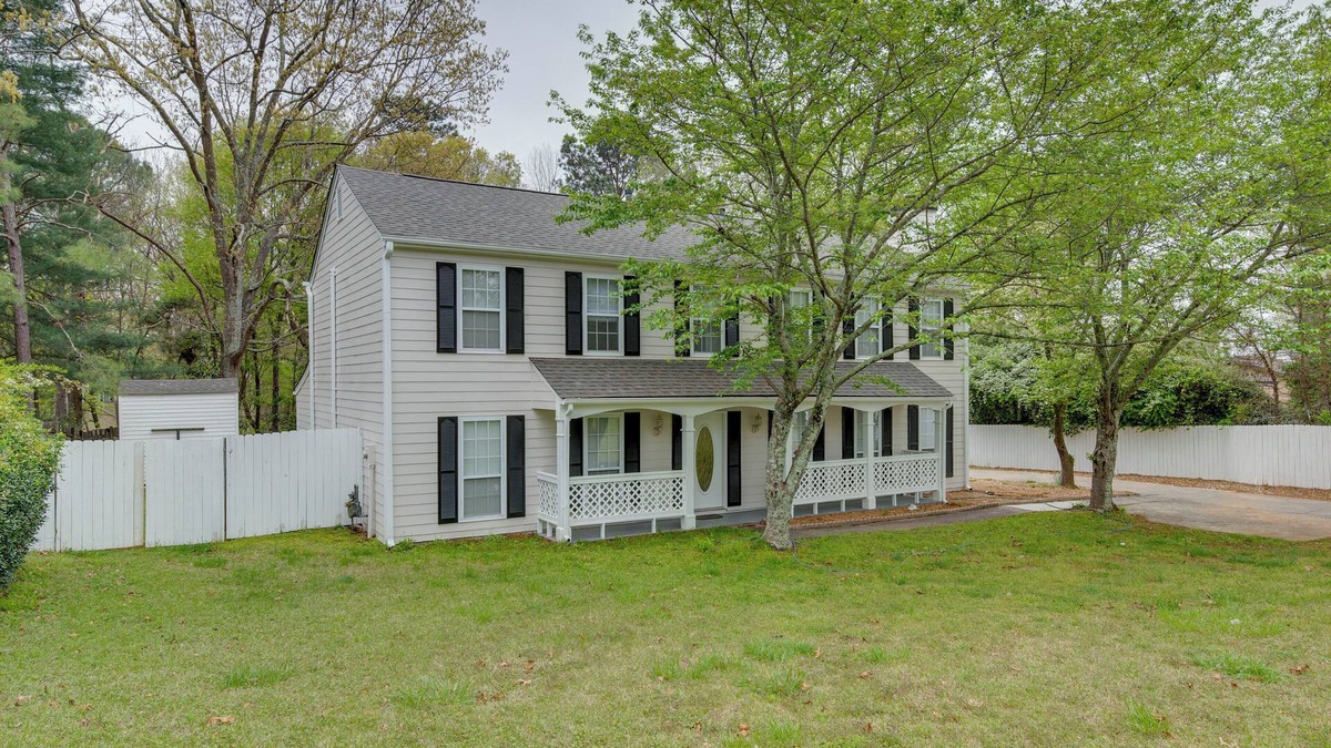 Peachtree Corners House | Spacious Norcross Home ~ 21 Mi to Downtown Atlanta