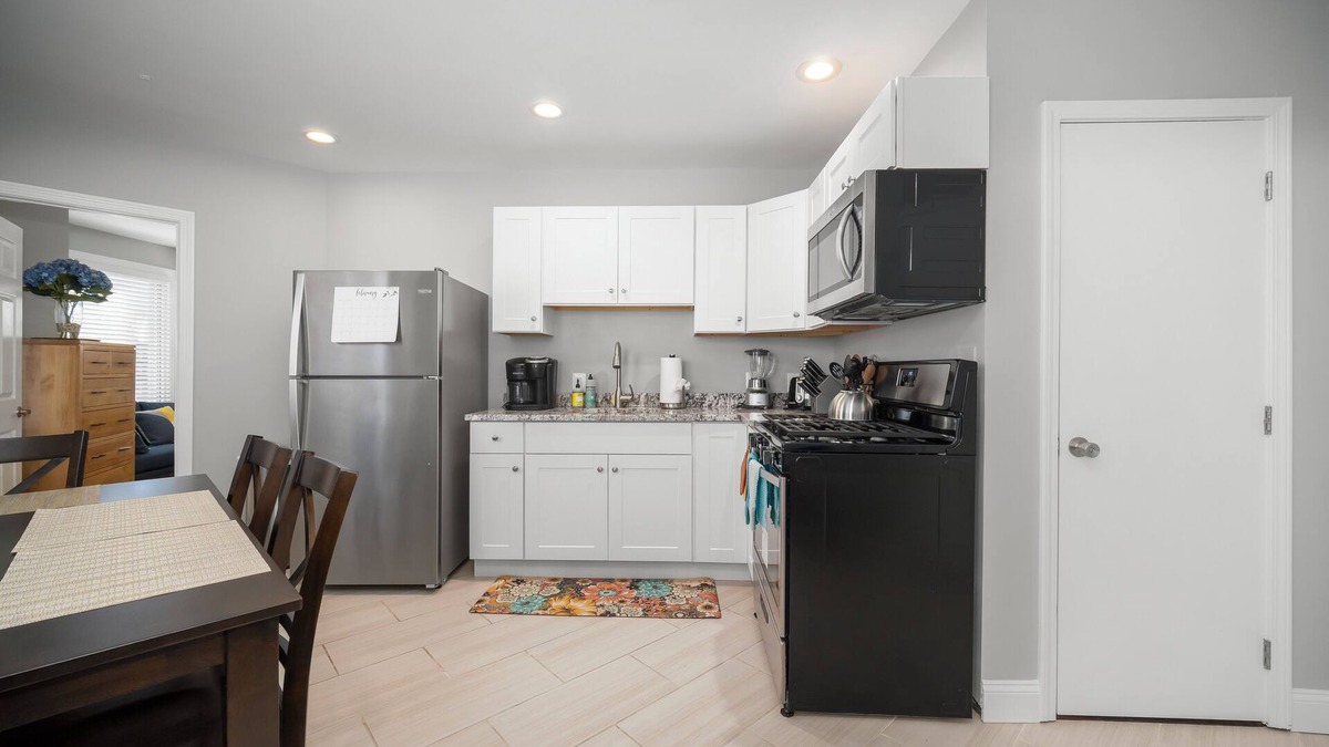 North End Apartment | Spacious North End Studio