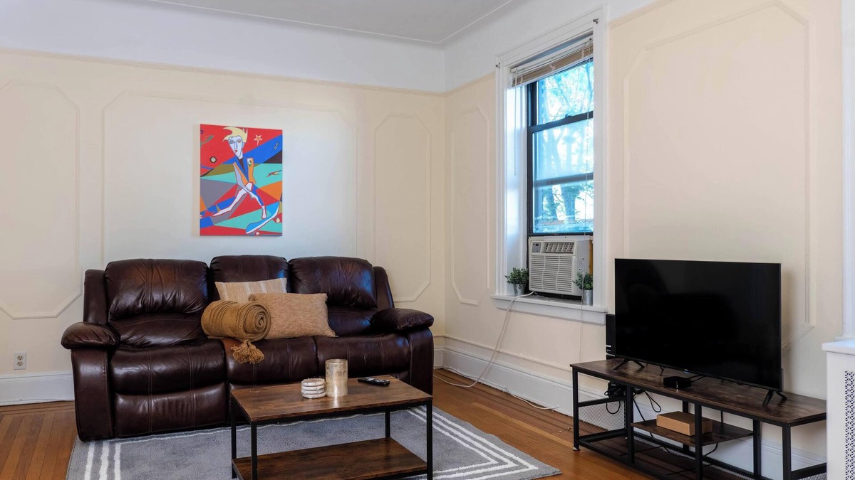 Hoboken Condo | Spacious Oasis - Hoboken!