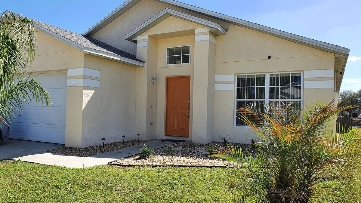 Clear Creek Villa | Spacious Orlando south facing pool villa close to Walt Disney World