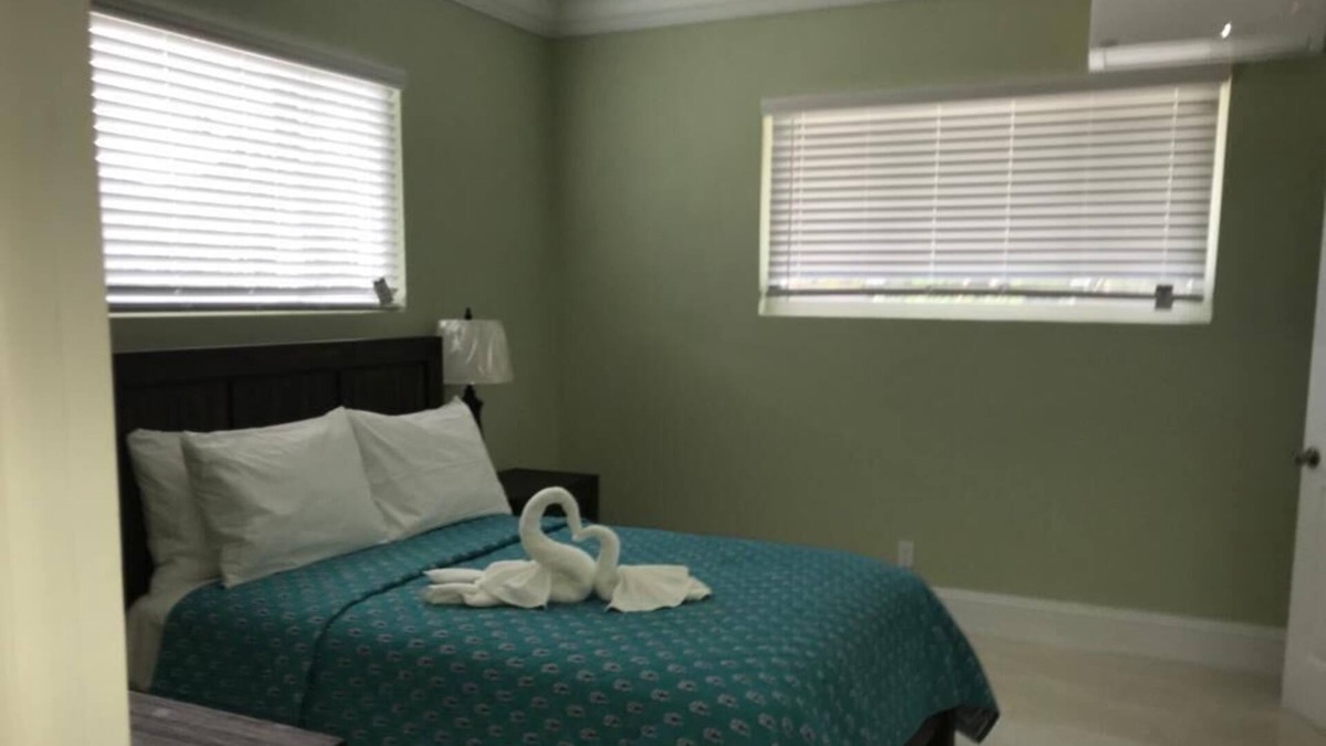 Nicholls Town Apartment | Spacious, Peaceful 2 bedrooms 2 baths apartment