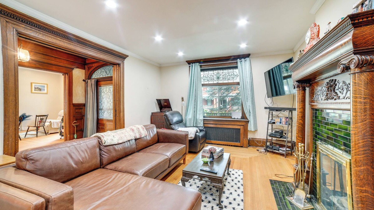 Wilkinsburg House | Spacious Pittsburgh Rental: Walk to Frick Park!