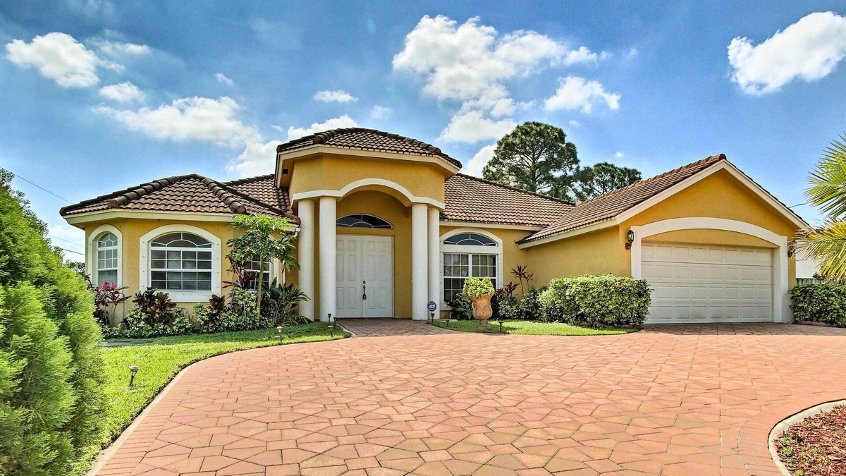 Port Saint Lucie House | Spacious Port St Lucie Home Near PGA Village!