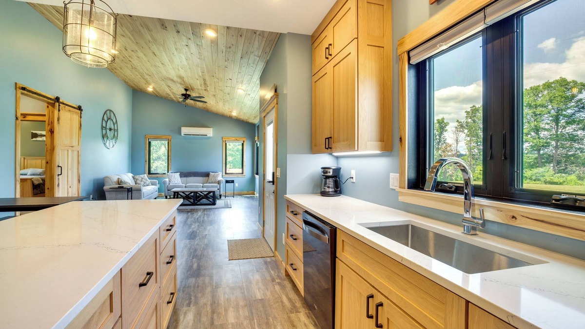 Preston House | Spacious Preston Home w/Fire Pit!