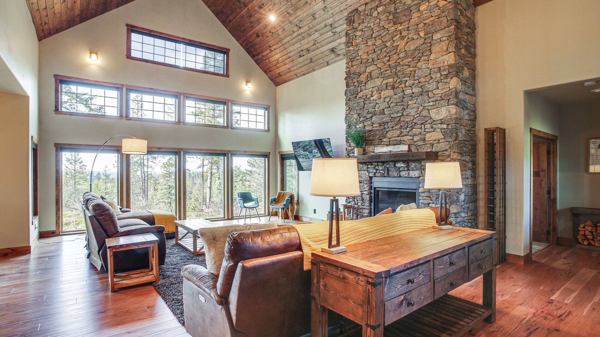 Priest River House | Spacious Priest River Retreat: 35 Mi to Schweitzer