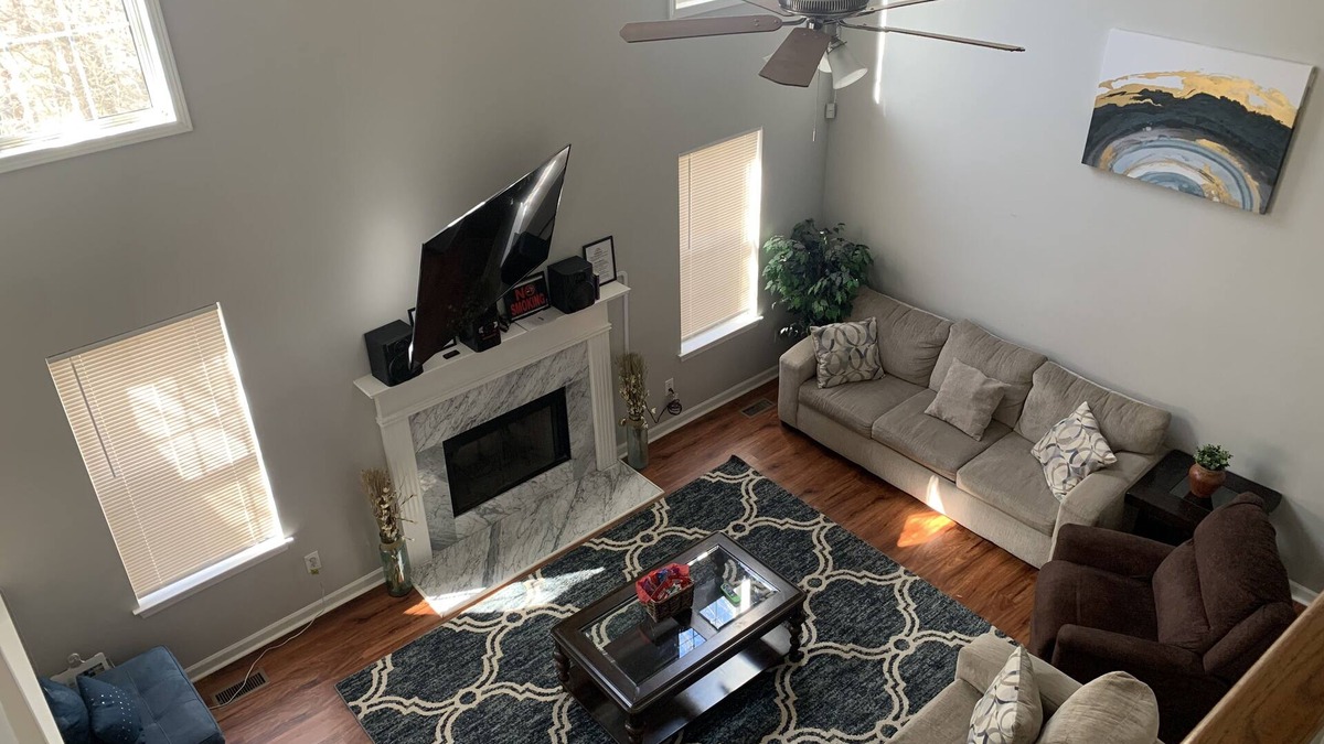 Lithonia House | Spacious & Private 3 bedroom Home