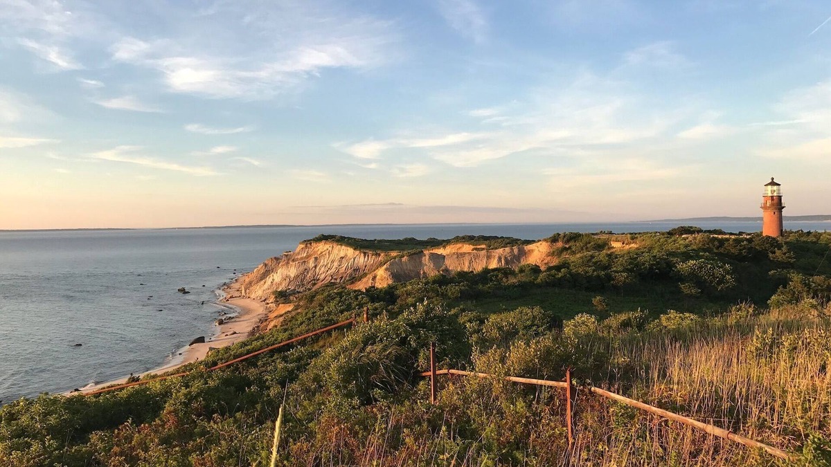 Aquinnah House | Spacious private Aquinnah home, walk to lighthouse and cliff overlook
