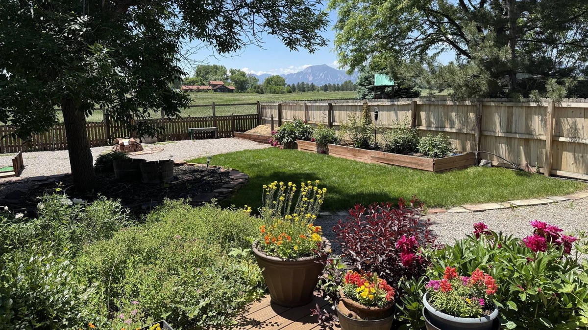 Gunbarrel House | Spacious & Private Boulder Retreat w/Mountain View