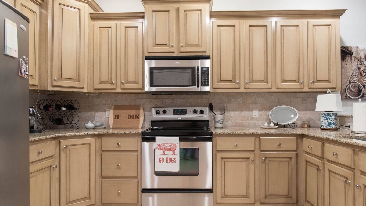 Fayetteville Condo | Spacious Private Condo Close to Bike Trails