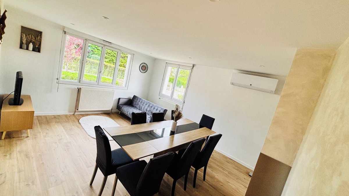 Monnieres House | Spacious, quiet house - 4 bedrooms
