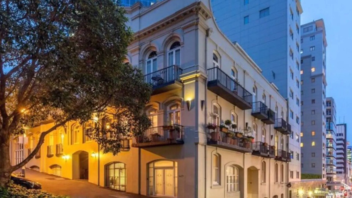 Auckland Central Business District Apartment | Spacious Quiet New York Loft style Apartment