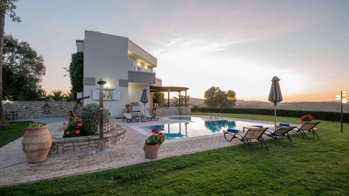 Geropotamos Villa | Spacious & quiet viIla with private pool, bbq and breathtaking view!