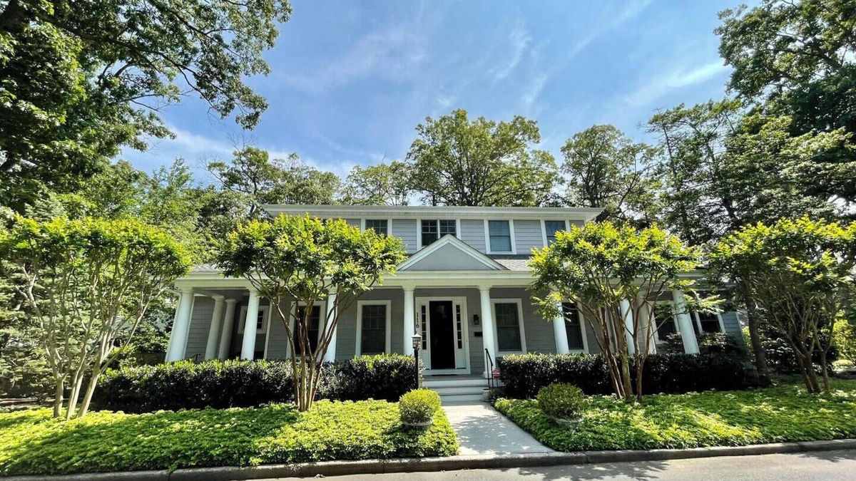 The Pines House | Spacious Rehoboth Retreat: Screened Porch, 5 Bedrooms & Cozy Den!