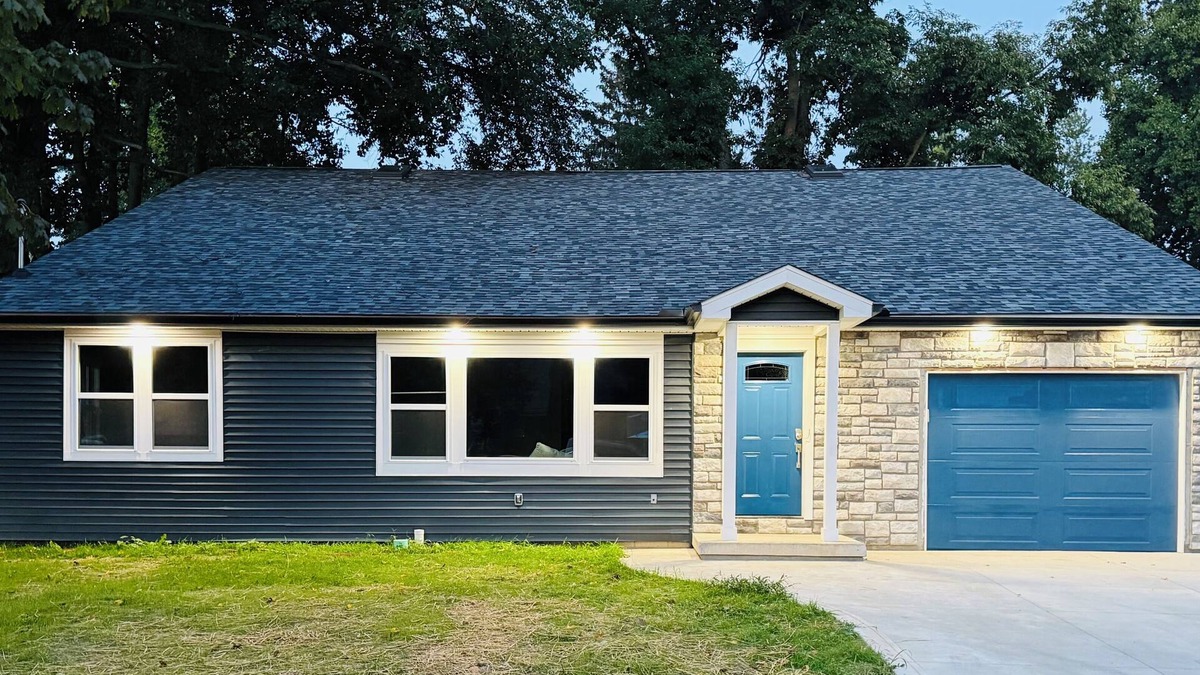 Willoughby Hills House | Spacious Relaxing Luxury 4-5BR Near DT Willoughby, Cleveland, & Lake Erie