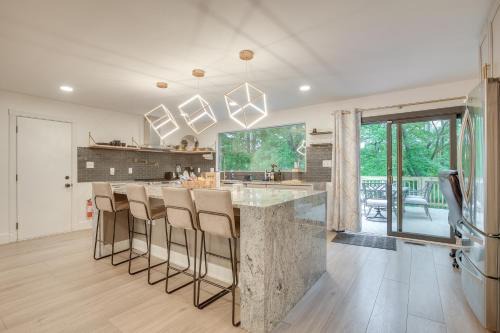 Delaware House | Spacious Riverfront Delaware Home with Views