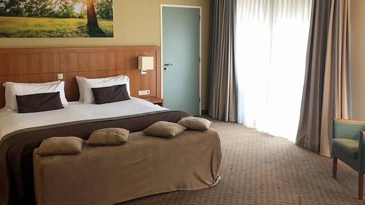 Hoevelaken Hotel | Spacious Room w/Countryside Charm Near Nationaal Militair Museum