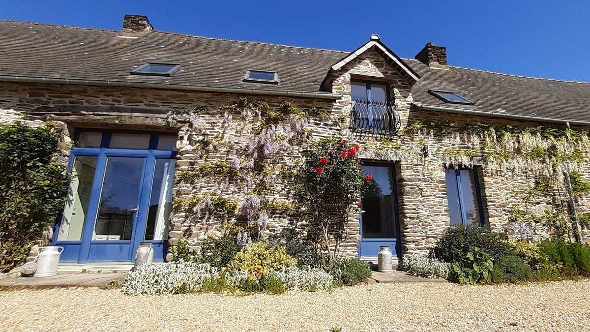 Ruffiac House | Spacious rural gite near Malestroit, Brittany - sleeps 6